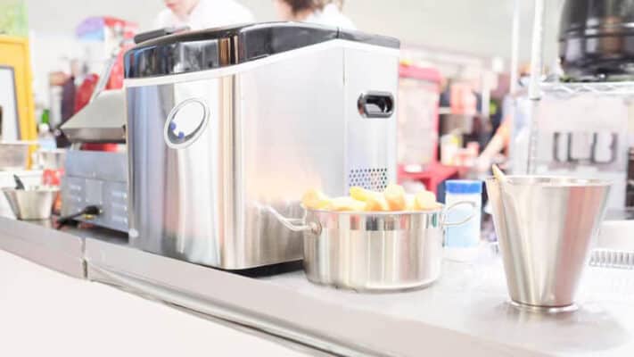 Homepage 7 Quietest Countertop Ice Maker