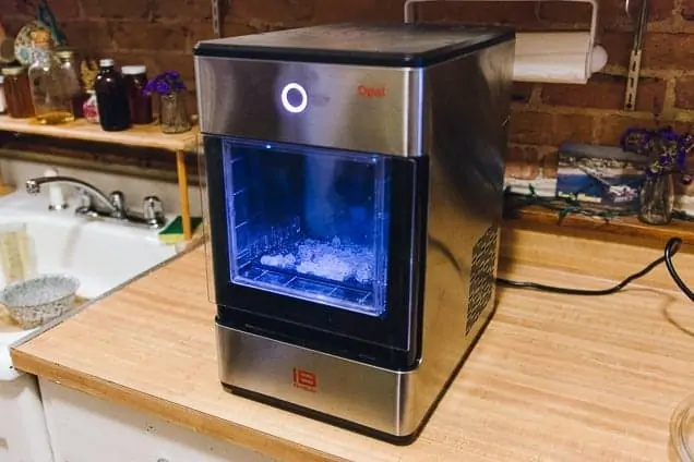 countertop-ice-maker-lowres-3928 Best Ice Maker For Home Bar