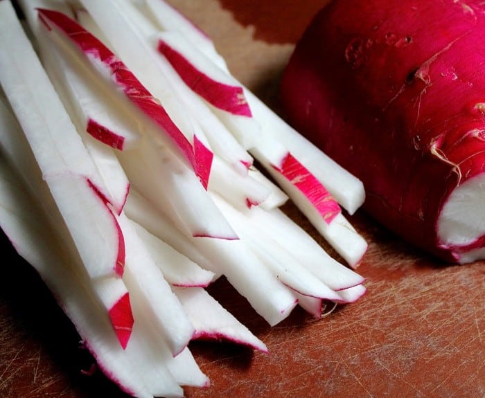 How To Cut A Radish Ultimate Guide 2024