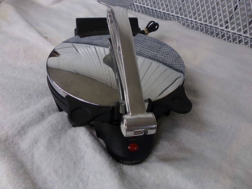 Villaware Tortilla Maker Review: Best Choice For You 9 Villaware Tortilla Maker