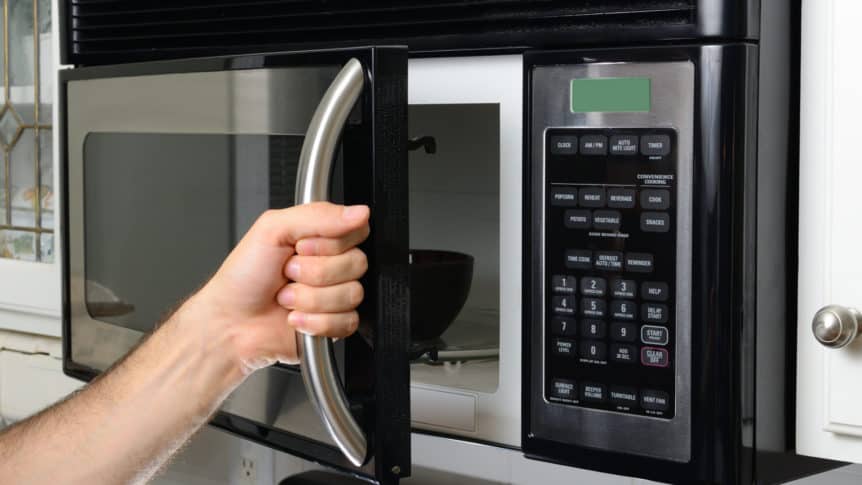 What Do You Think About The Microwave Turntable Turns When Door Is Open? 3 ge microwave 862x485 1 1