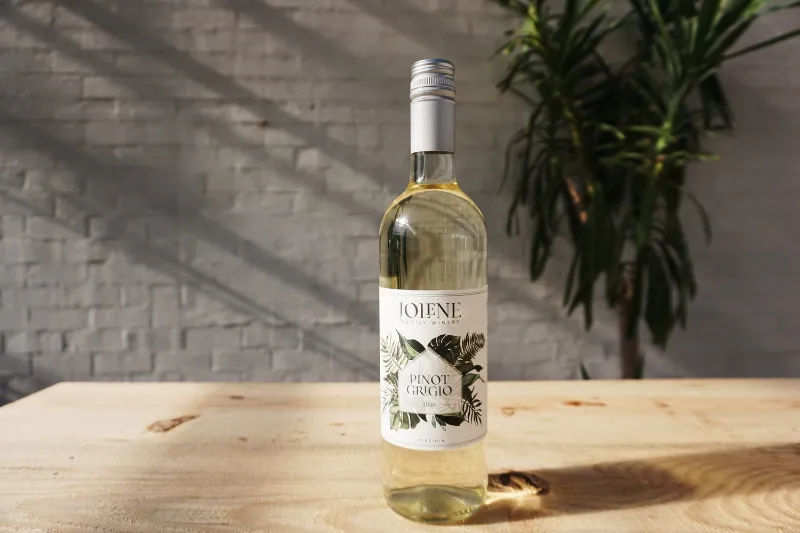 Best White Wine For Turkey: Our Top Picks 4 Best White Wine For Turkey