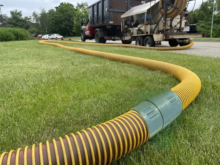 Leaf Vacuum Hose: Maintenance Tips To Keep Your Yard Looking Great 2 Leaf Vacuum Hose