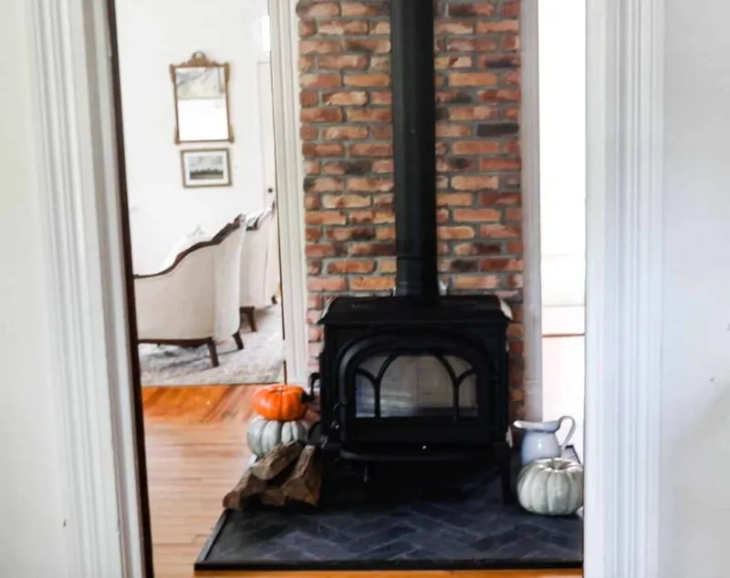 Best Corner Hearth Pad For Pellet Stove: Which One Do You Choose? 5 Best Corner Hearth Pad For Pellet Stove
