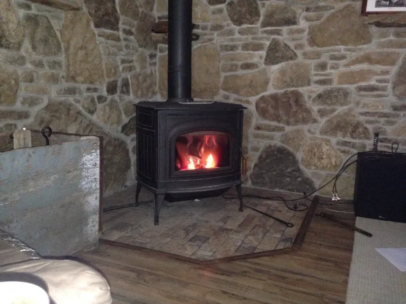 Best Corner Hearth Pad For Pellet Stove: Which One Do You Choose? 2 Best Corner Hearth Pad For Pellet Stove