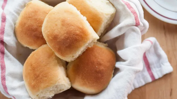 Parker House Rolls Frozen: A Delicious And Nutritious Option For Your Family! 3 Parker House rolls frozen