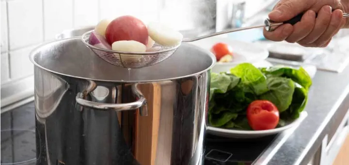 Stock Pot Made In USA: Stainless Steel Construction For Lasting Quality 3 stock pot made in USA