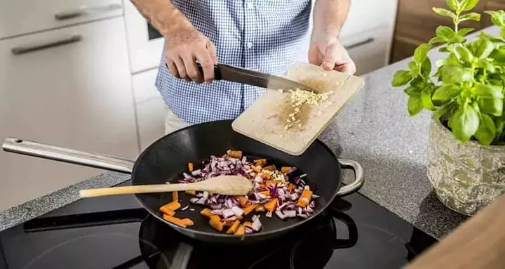 Brooklyn Steel Cookware Reviews: Is It Worth The Investment? 3 Brooklyn Steel Cookware Reviews